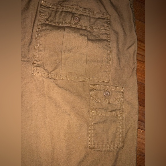 NWT Cabela’s men’s cargo hiking shorts size 44 rye beige 5 pocket big and tall - Picture 2 of 7